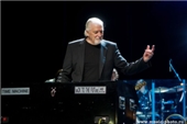   (Jon Lord)