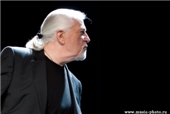   (Jon Lord)