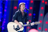   FM   (Chris Norman)