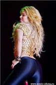  (Shakira)