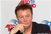 Paul Young (Пол Янг)