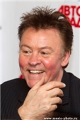 Paul Young (Пол Янг)