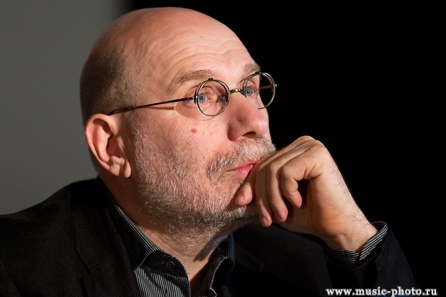 высказывания акунина о россии